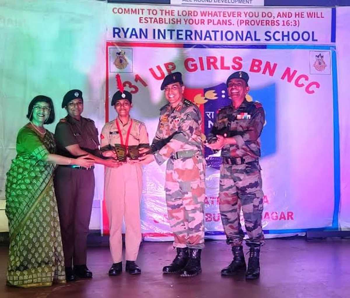 एनसीसी कैडेट्स को अच्छे नागरिक बनने व देश सेवा के लिए किया प्रेरित